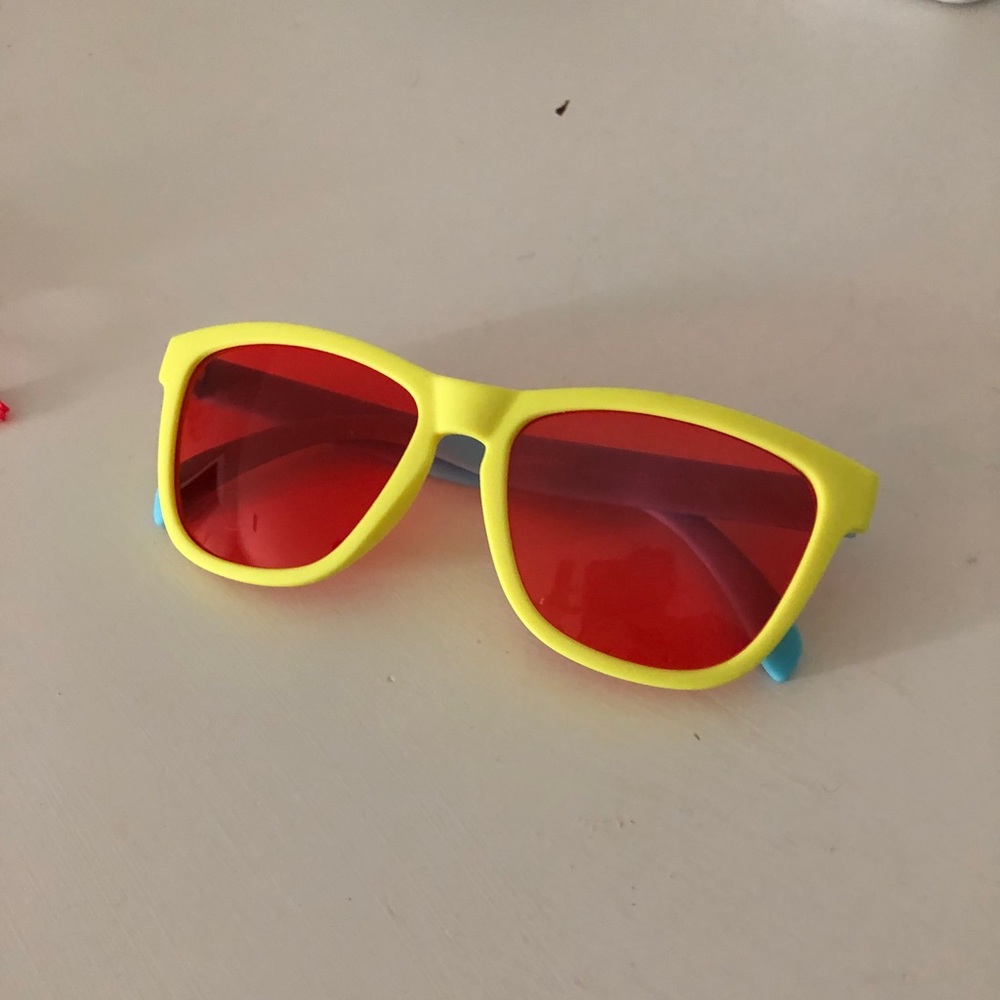 BRAND NEW Pineapple Killer Goodr Sunglasses